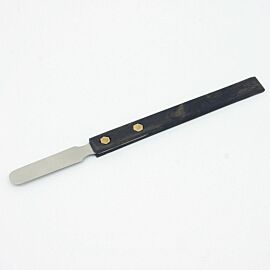 Spatula blade flexible, wood handle